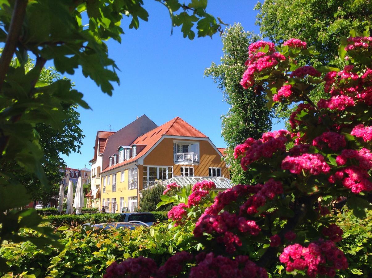 Altes Kasino Hotel Am See Neuruppin Exteriör bild